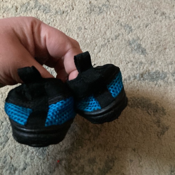 Toddler water shoes - Picture 4 of 4
